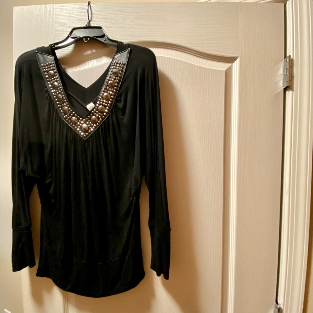 5th Culture Black Blouse